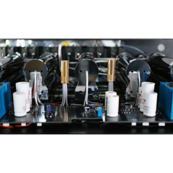 Synergistic Research Galileo PowerCell SX inside