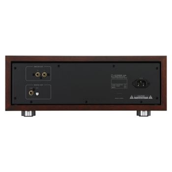 Luxman D-380 rear, connections