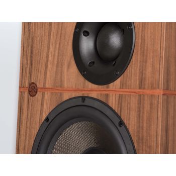 Revival Audio Atalante 5 walnut detail
