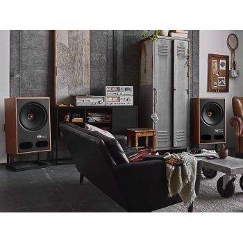 Vestlyd Type V15C oak in room
