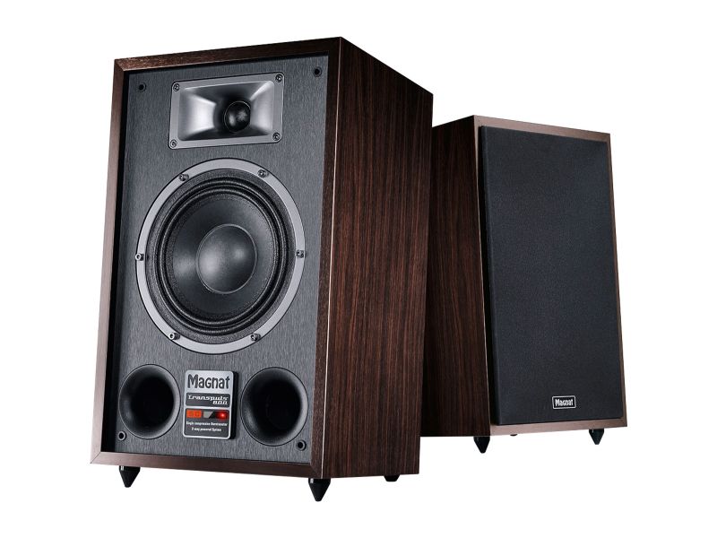 Magnat Transpuls-800A active speakers