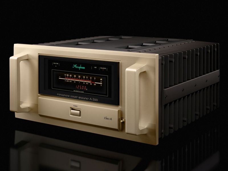 Accuphase A-300 Class A Mono